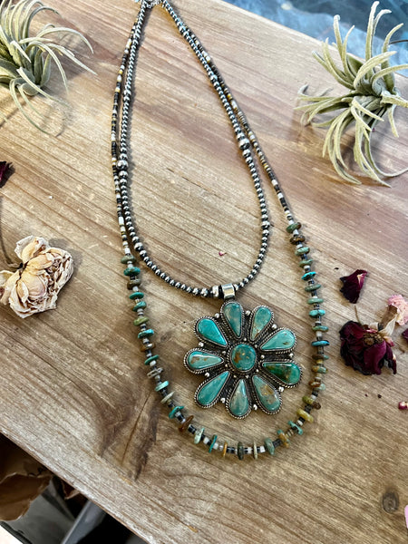 Flower turquoise pendant