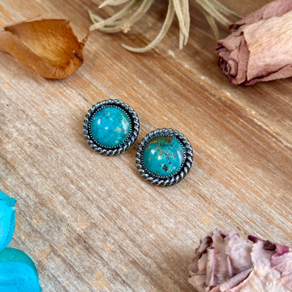 Round Turquoise Rope Border Stud Earrings – Option 1