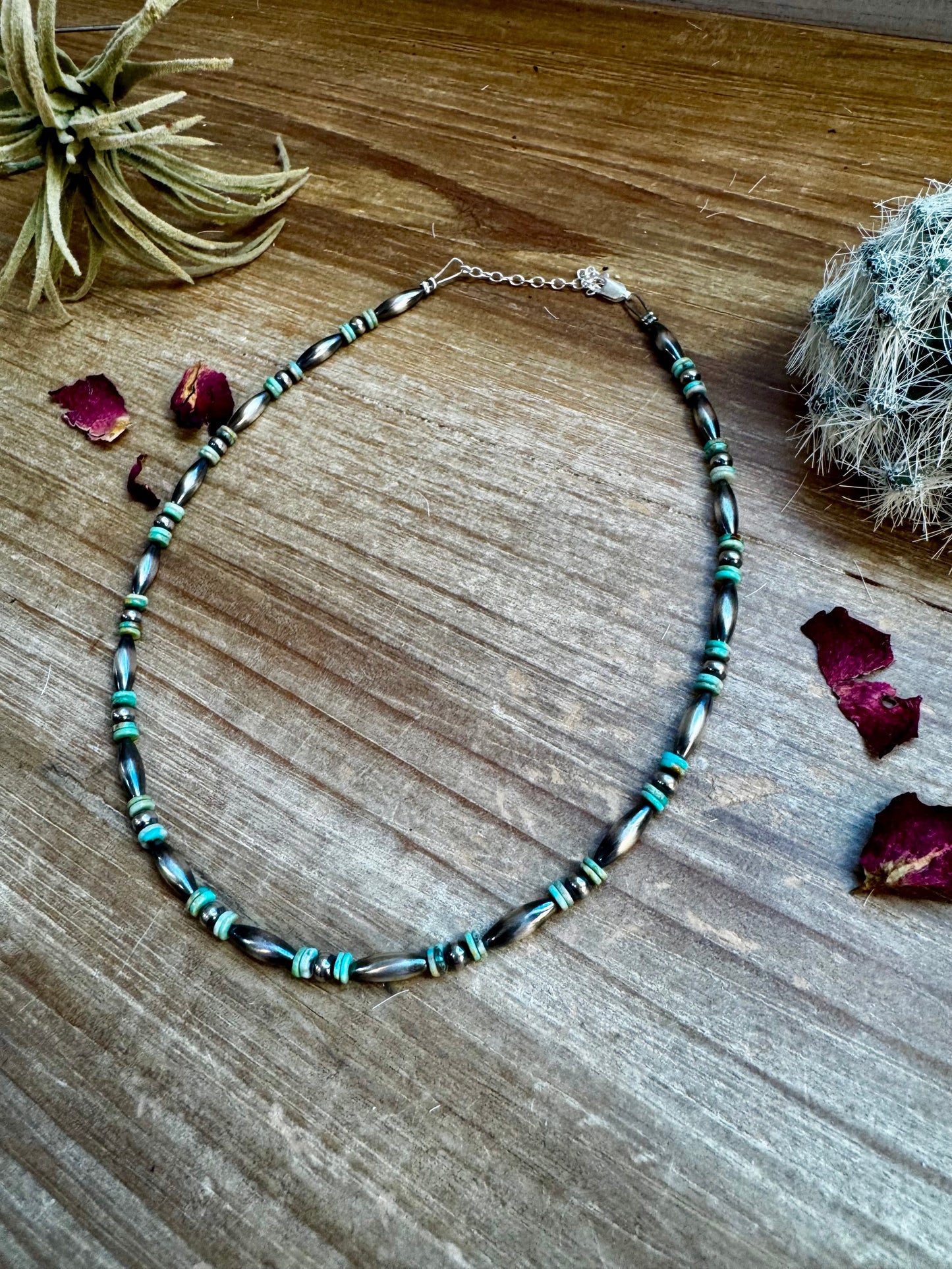 Torpedo choker Sterling Silver Pearls and green turquoise choker