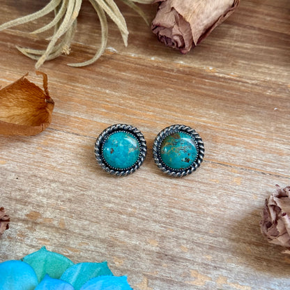 Round Turquoise Rope Border Stud Earrings – Option 1