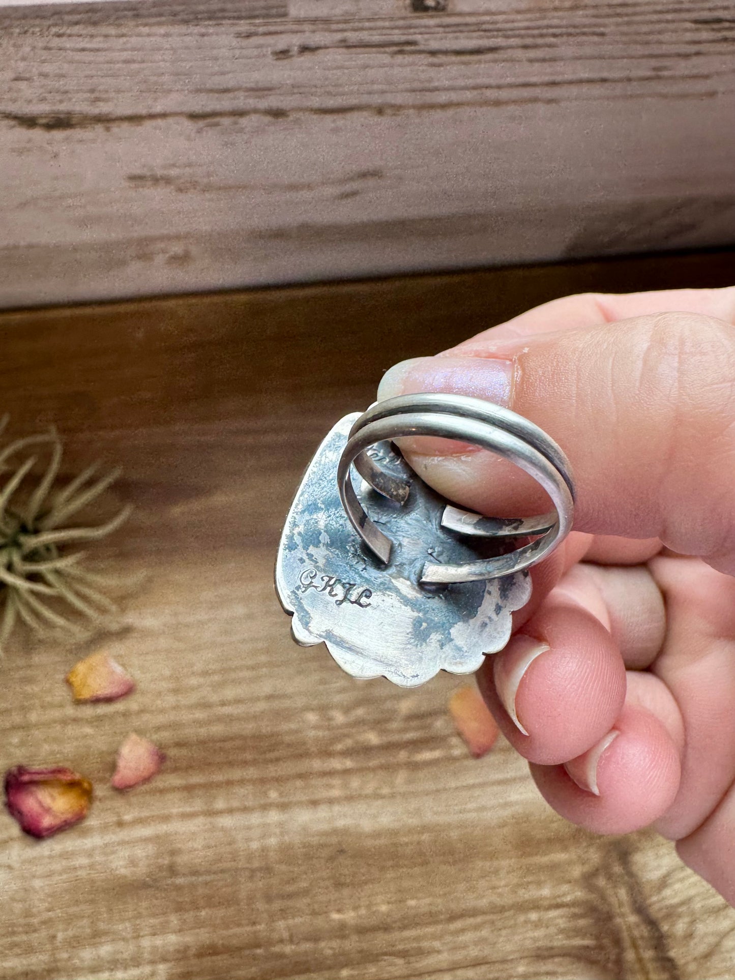 Ring -Size 7 - pink conch & sterling silver