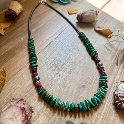 Graduated Green Turquoise & Purple Spiny Oyster Necklace