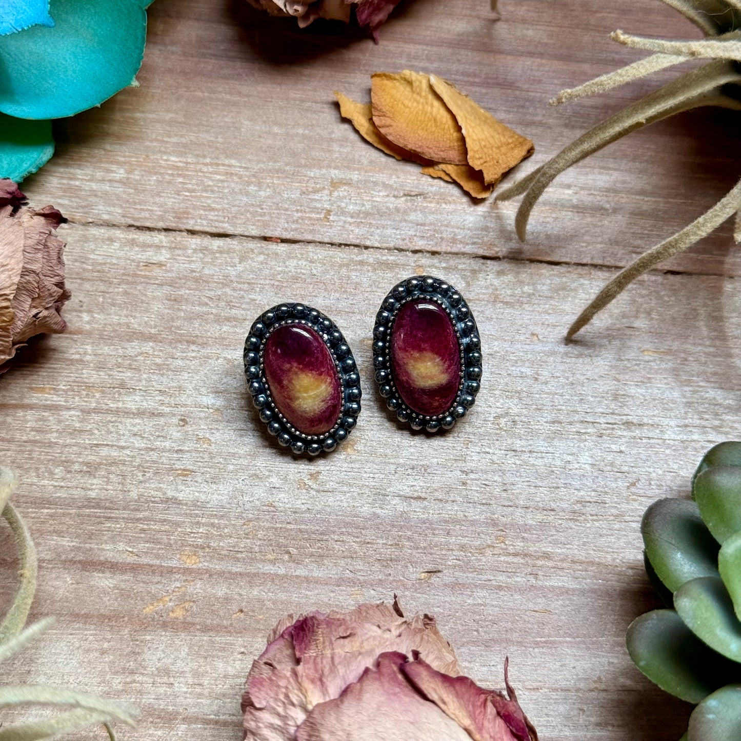 MJ Purple Spiny Oyster Stud Earrings