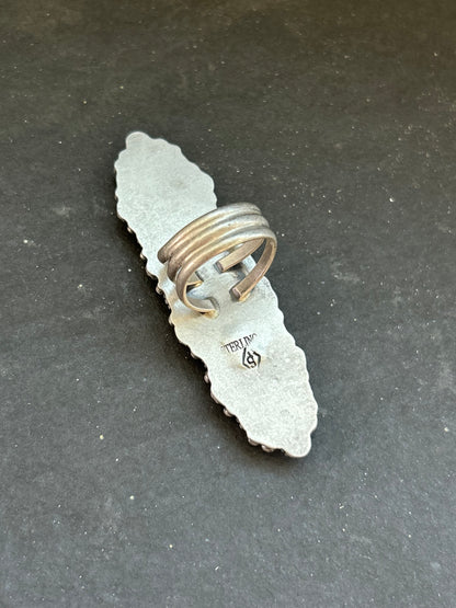 Sterling Silver Orange Spiny Oyster Crawler Ring – Size 8.5 – Artist Shay Pfeiffer