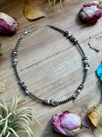 16” Wild Horse Chip Necklace – Sterling Silver