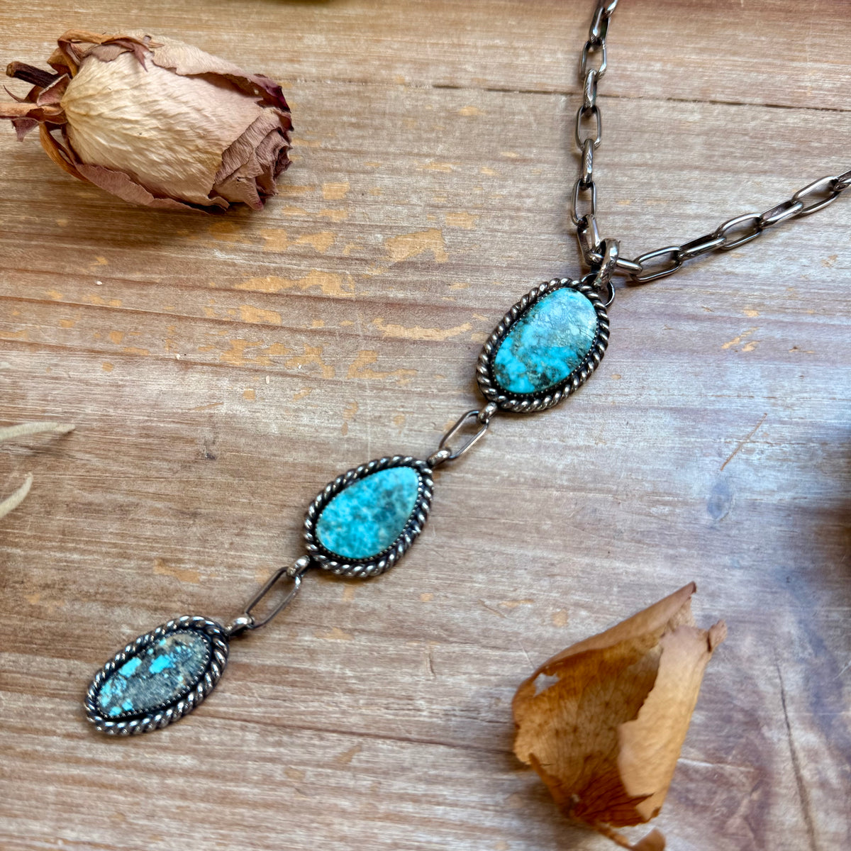MJ 2 in 1 Three-Stone Turquoise Pendant & Handmade Paperclip Chain