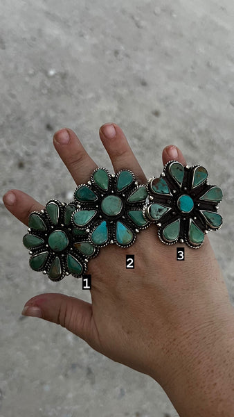 Green flowers turquoise rings