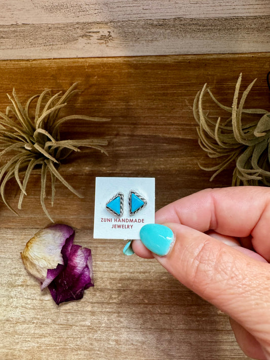 Triangle Kingman turquoise stud earrings in sterling silver, Zuni made, handmade in the USA