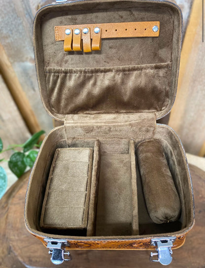 TAN TOOLED LEATHER WITH LOCKET JEWELRY BOX