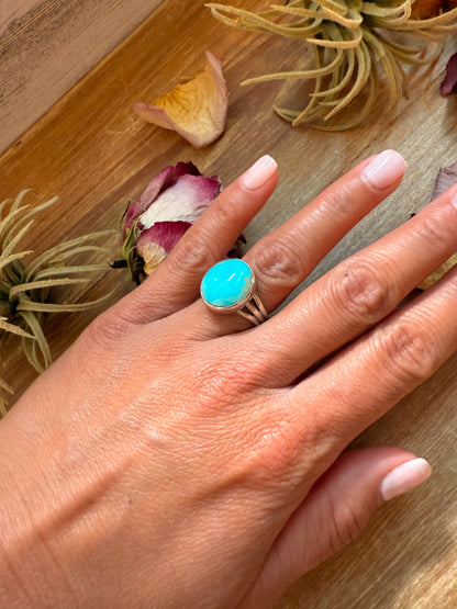 Kingman Turquoise Sterling Silver Ring – Size 7