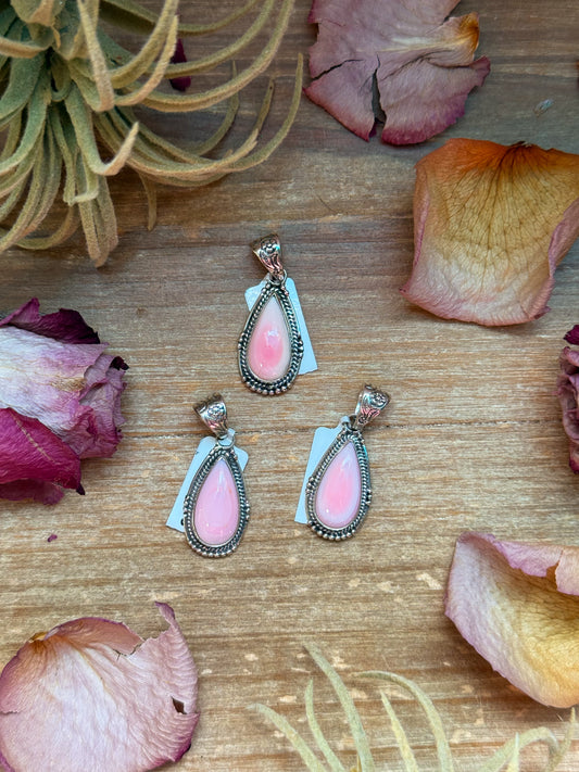 Teardrop-shaped sterling-silver pendant with pink conch shell, 5 mm bail, handmade in the USA