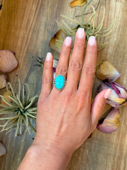 Kingman Turquoise Sterling Silver Ring – Size 6.5