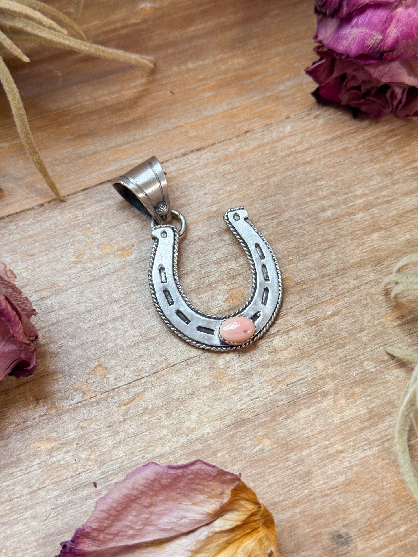 Sterling Silver Horseshoe Pendant with Pink Conch