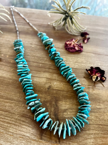 26 inch long blue thick chips turquoise necklace