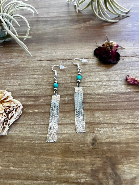 Mini chic earrings with turquoise and Navajo