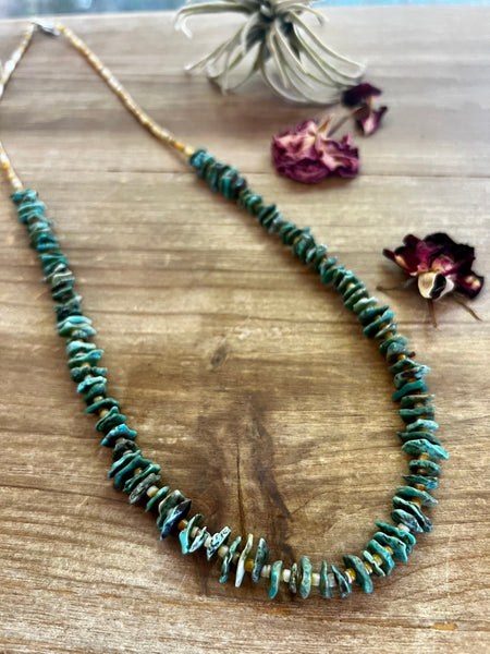 28 inch long green chips turquoise necklace