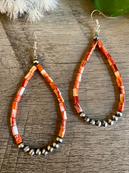 Big tear drop with Navajo and authentic stone/shell