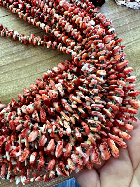 26 inch spiny necklace with shell